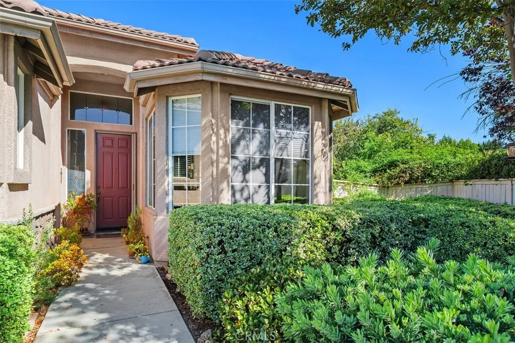 29438 Bentcreek Court, Menifee, California 92584 home-pic-2